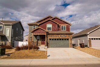 Building Photo - 1826 Ruddlesway Dr