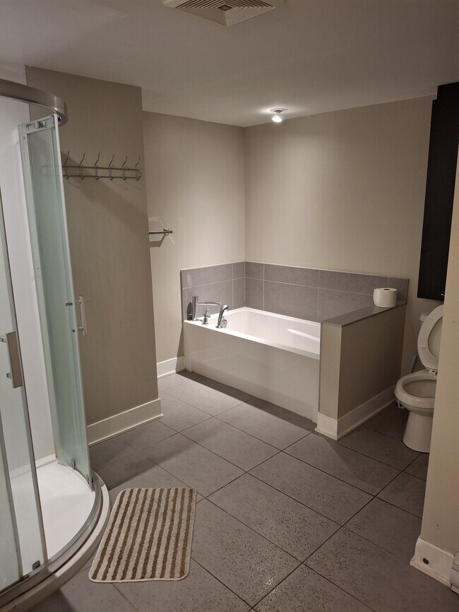 Photo du bâtiment - 603 Rue Robert-Élie