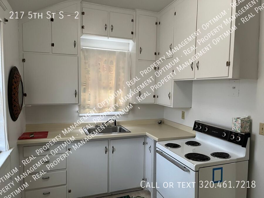 Foto principal - 1 Bedroom 1 Bath Apartment Available April...