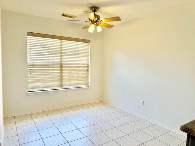 Foto del edificio - 3717 E Pin Oak Dr