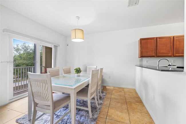 Foto del edificio - 10870 NW 88th Terrace