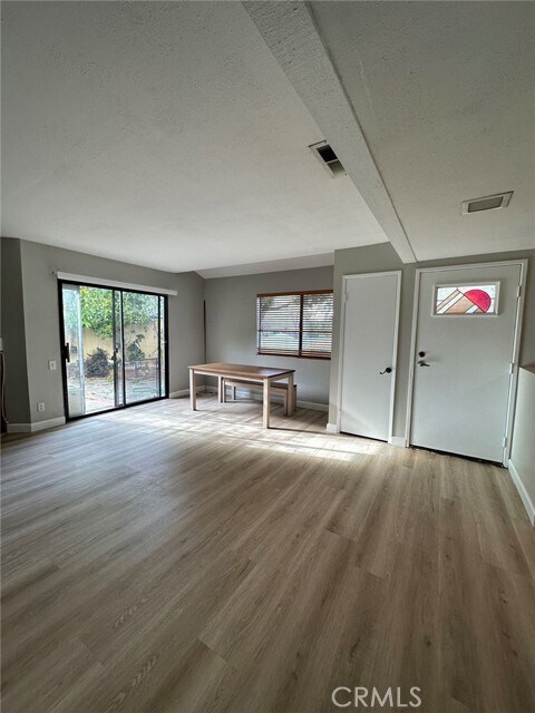 Foto del edificio - 13104 Glen Ct