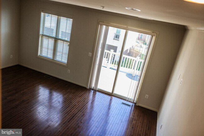 Building Photo - 22517 Clarksburg Rd