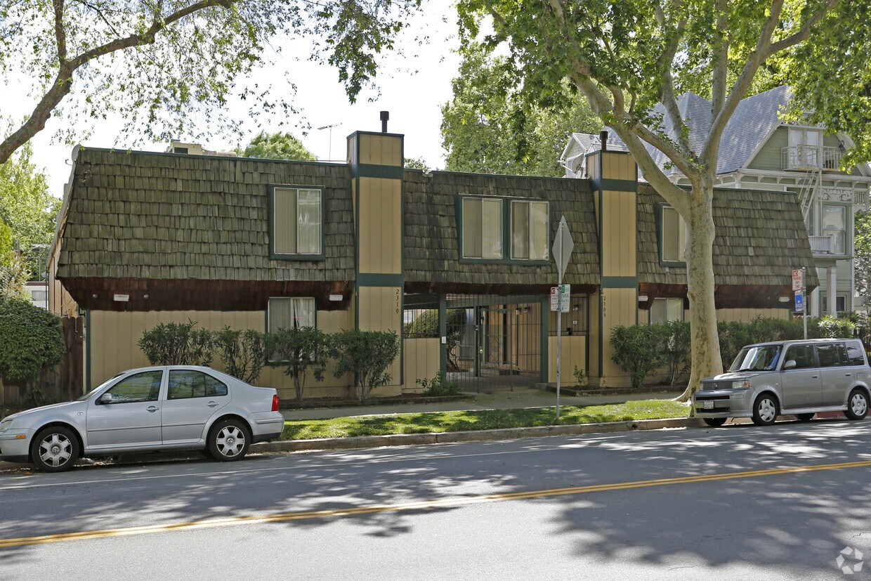 Foto principal - 2306-2310 Capitol Ave
