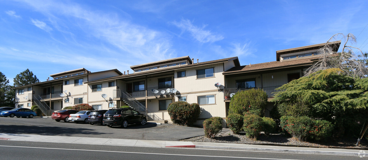 Building Photo - 1199 Brinkby Ave