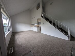 Building Photo - 3525 Country Club Dr