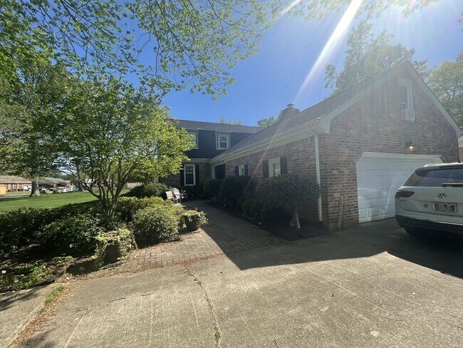 Building Photo - Gorgeous home in Tarawood