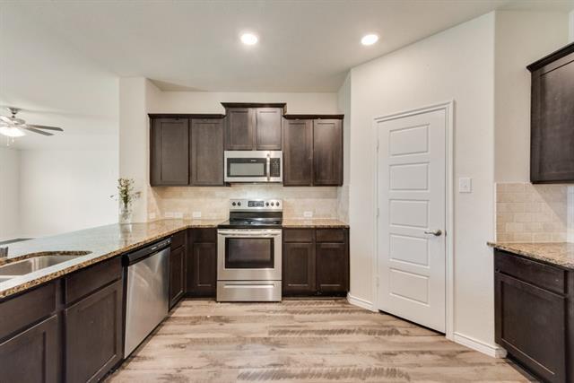 Foto del edificio - 112 Lazy Berry Way