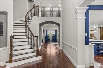 Building Photo - 6422 Gladehill Dr