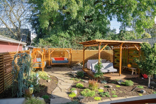 Foto del edificio - 5236 NE 18th Ave