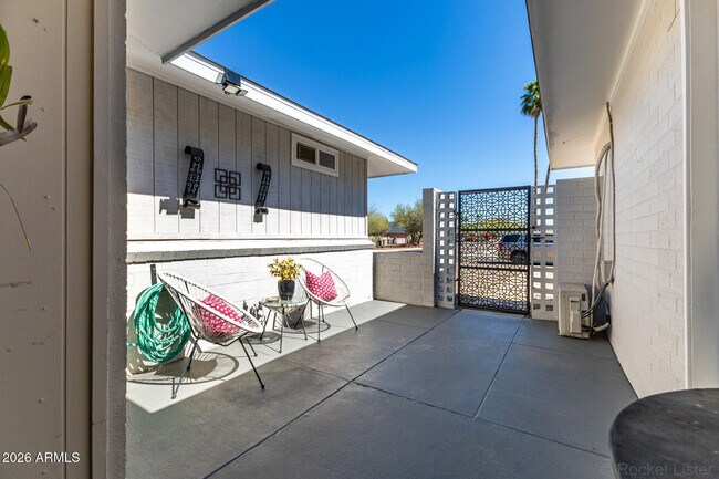 Foto del edificio - 9832 N 29th St