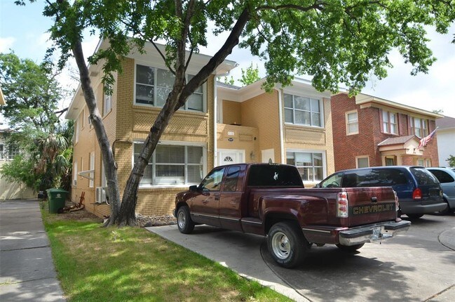 Foto del edificio - 1644 Hawthorne St