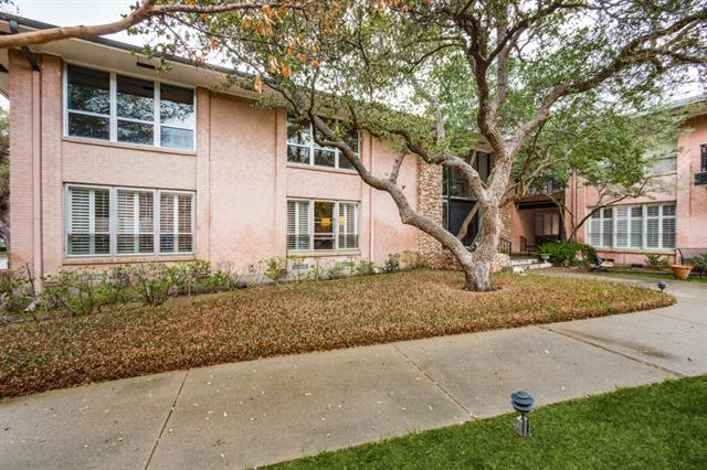 Primary Photo - 6307 Bandera Ave