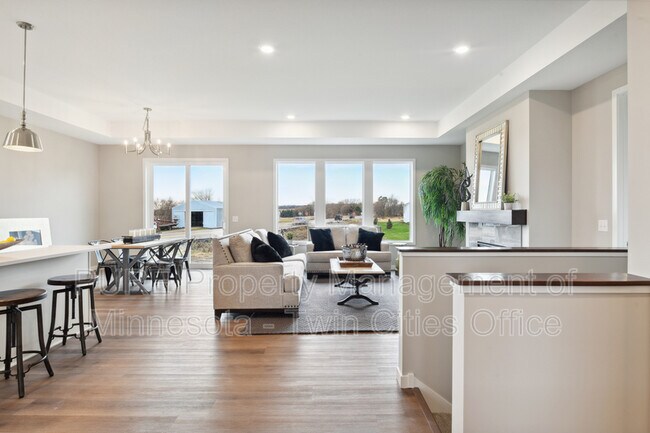 Foto del edificio - 9053 62nd St S