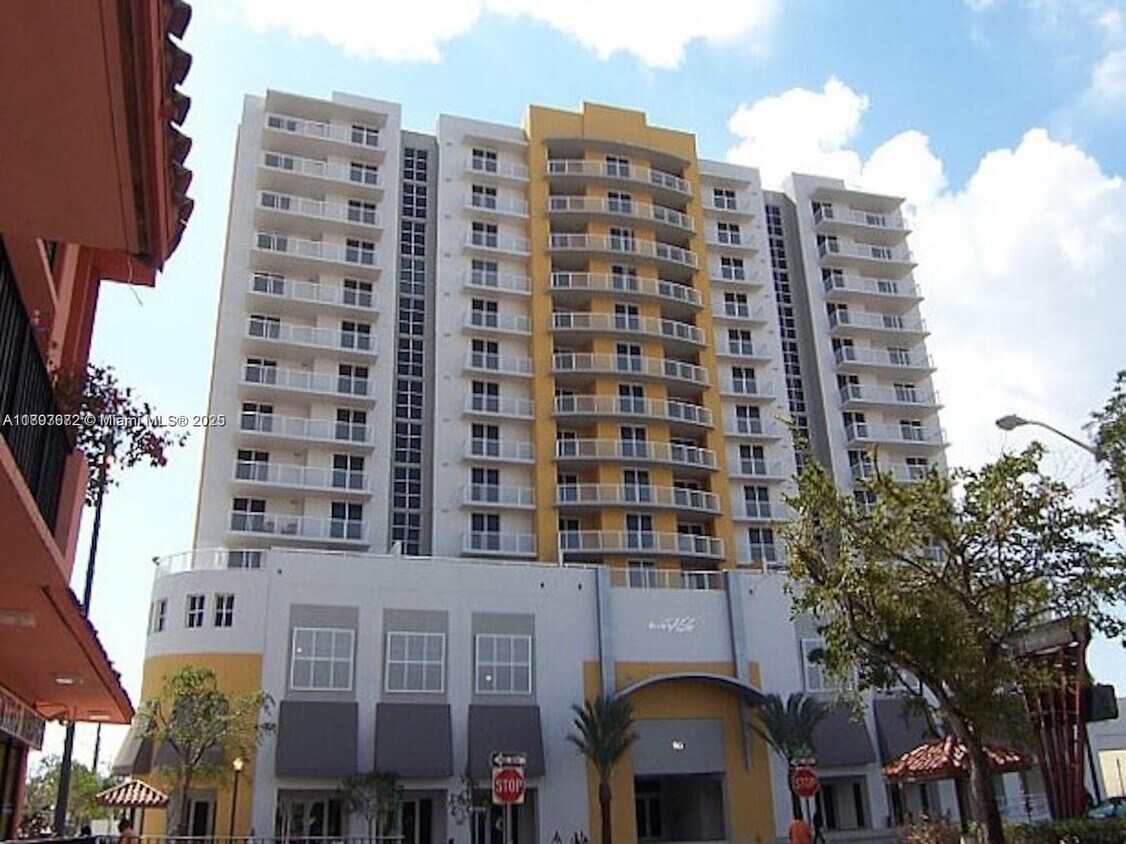 Primary Photo - 900 SW 8th St
