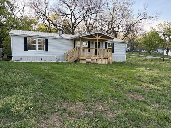 Foto del edificio - 3 Bedroom 2 Bath Home on over 1 Acre