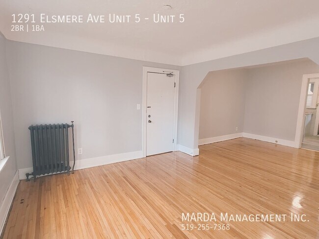 Photo du bâtiment - CHARMING 2 BED/1 BATH IN WALKERVILLE + HYDRO