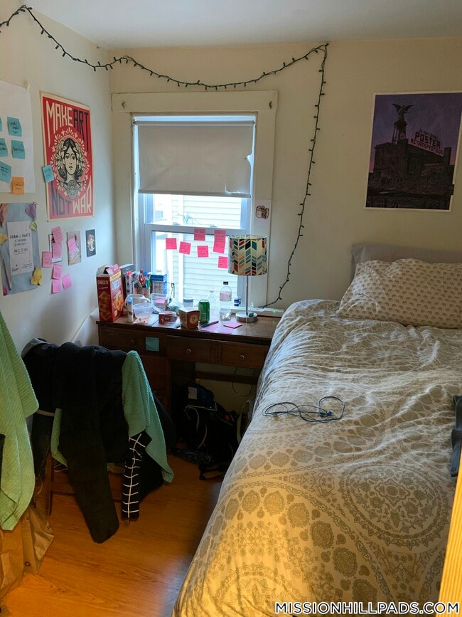 Foto del edificio - 2 Shepherd Ave