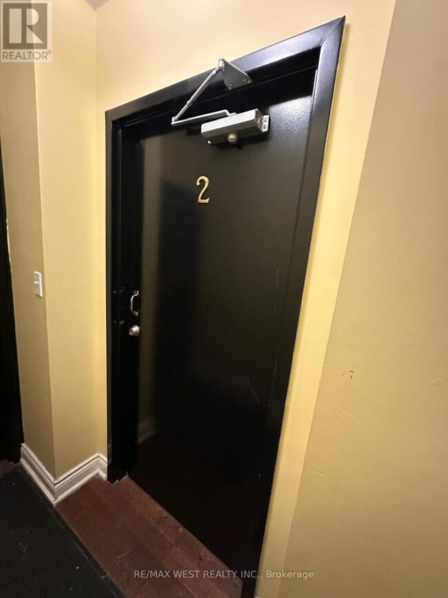 Photo du bâtiment - 290 Harbord St