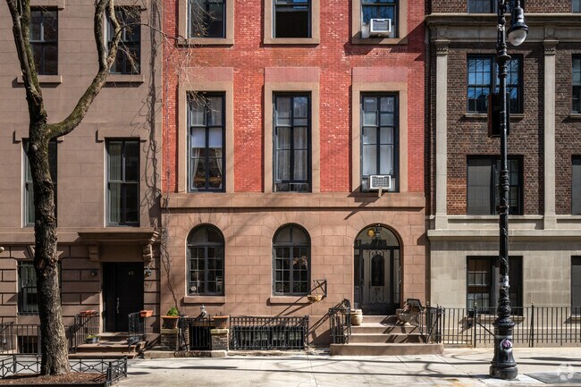 Entrance - 43-73 W 9th St