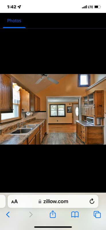 Foto del edificio - 413 Poplar St