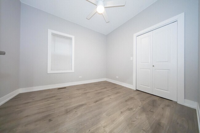 Building Photo - 4254 S Artesian Ave