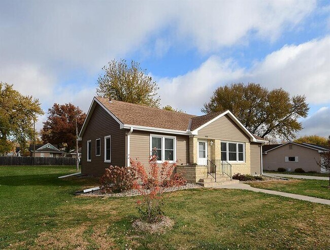 Foto del edificio - 405 E 5th St