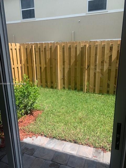 Foto del edificio - 480 NE 5th St