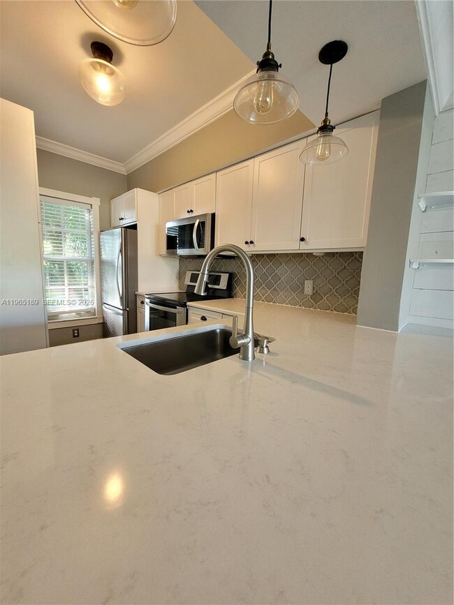 Foto del edificio - 205 Mallory Ct