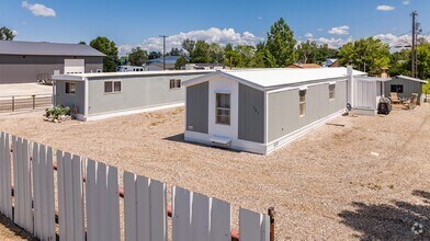 Building Photo - 503 2nd Ave W