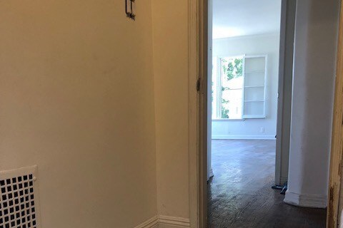 Primary Photo - 120 S Coronado St
