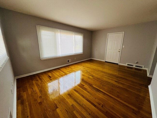 Foto del edificio - 4702 35th Ave