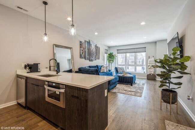 Foto del edificio - 3932 S Indiana Ave