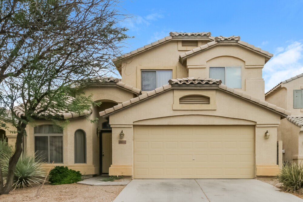Foto principal - 44852 W Woody Rd