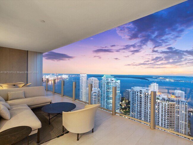 Building Photo - 300 Biscayne Blvd Way
