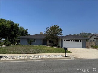 Building Photo - 107 Sunflower Pl