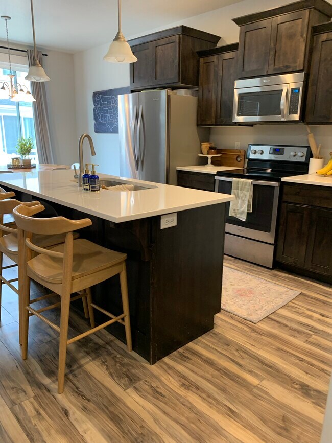 945 S 2100 W, Orem, UT 84059 Townhome Rentals in Orem UT