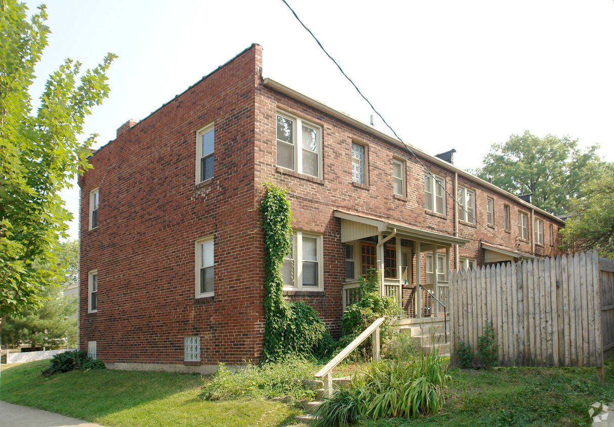 Building Photo - 109-119 E Tompkins St