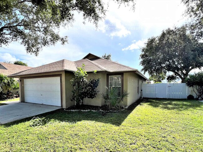 Building Photo - 106 Pennock Landing Cir