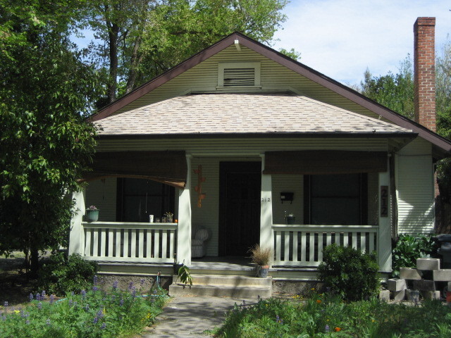 Foto principal - Charming Home Steps from UC Davis Campus