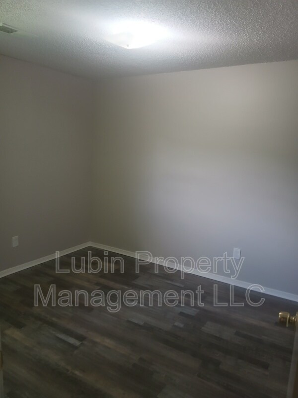 Building Photo - 1410 Sardis St