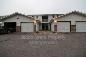 Building Photo - 639 Hoopes Ave