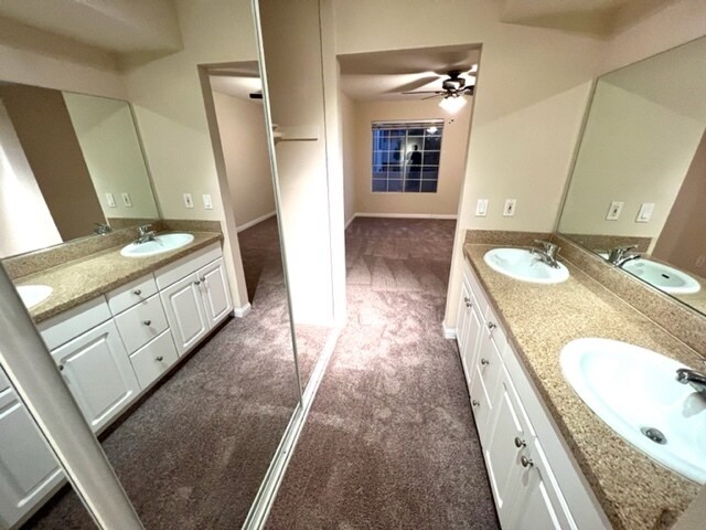 Master Bedroom - 5550 Owensmouth Ave