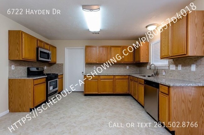 Foto del edificio - 6722 Hayden Dr