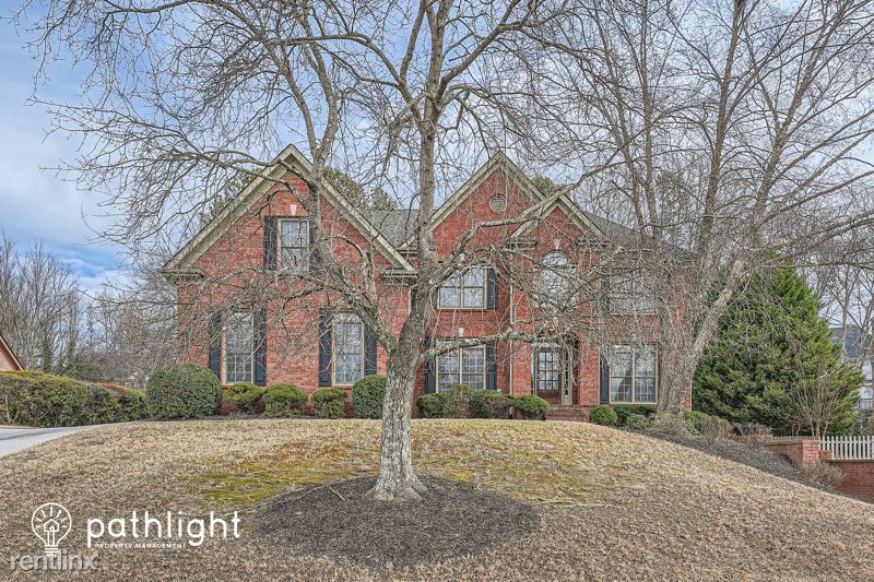 Foto principal - 5 br, 4 bath House - 1795 Millside Terrace...