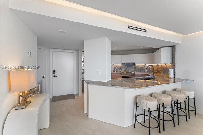 Foto del edificio - 9500 S Ocean Dr