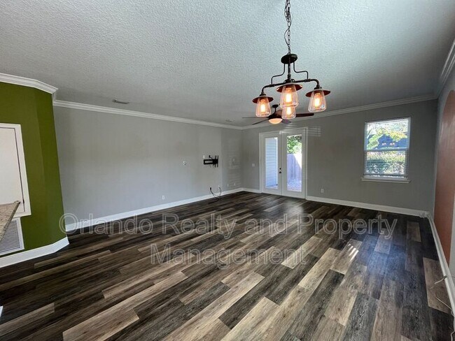 Foto del edificio - 2697 E Washington St