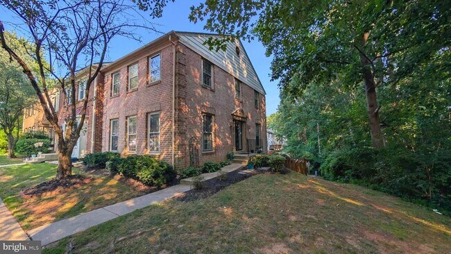 Foto del edificio - 5612 Sutherland Ct
