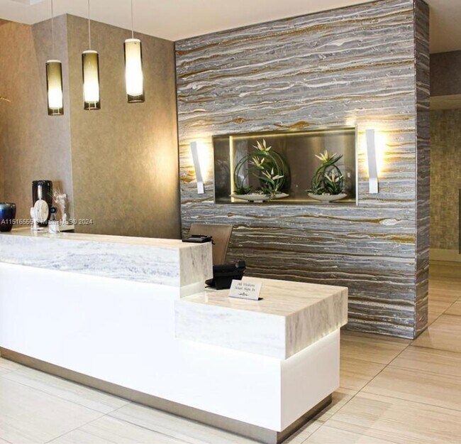 Foto del edificio - 2301 S Ocean Dr