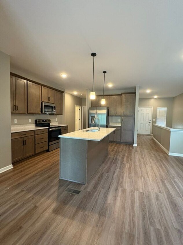 Primary Photo - Newly Built 3bed and 3bath Townhome